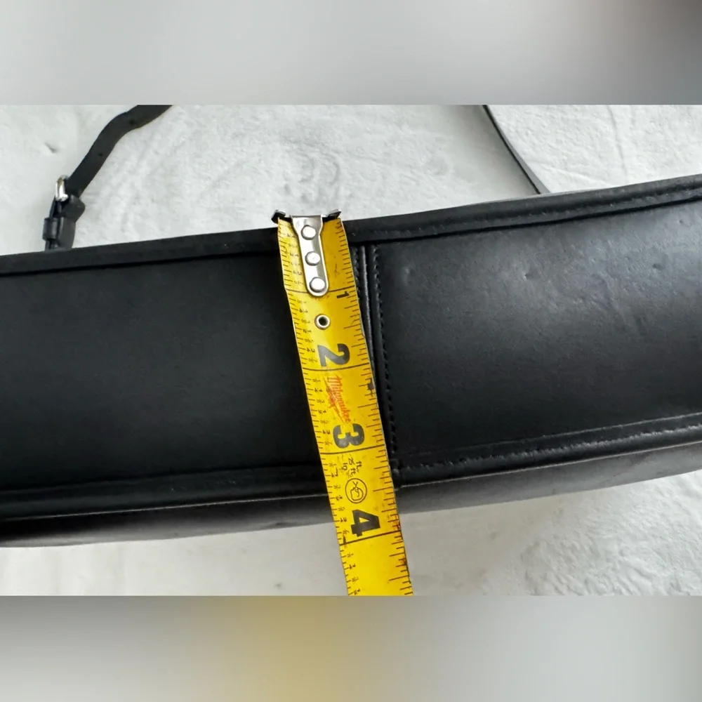 COACH Vintage Lexington Black Smooth Leather Briefcase Crossbody Bag